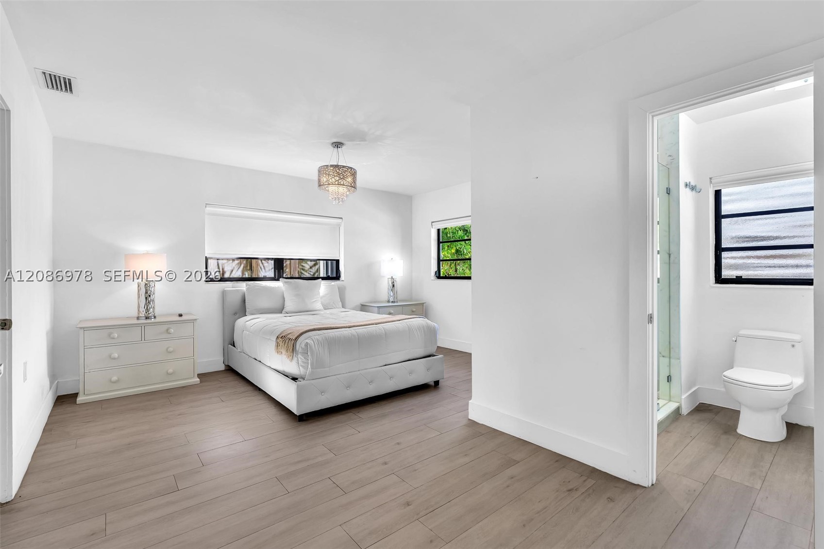 1405 Stillwater Dr, Miami Beach FL 33141