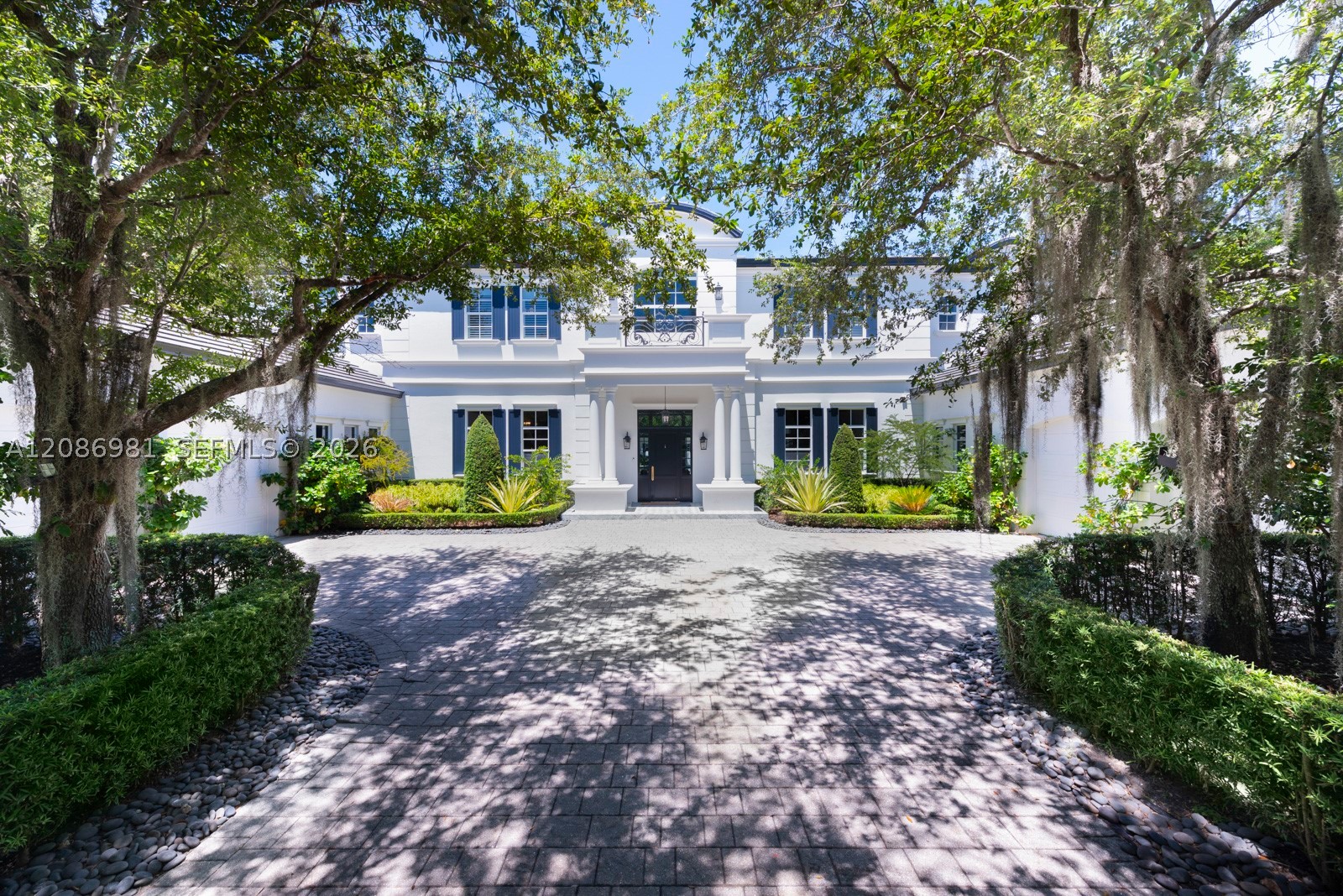 6045 SW 106th St, Pinecrest FL 33156