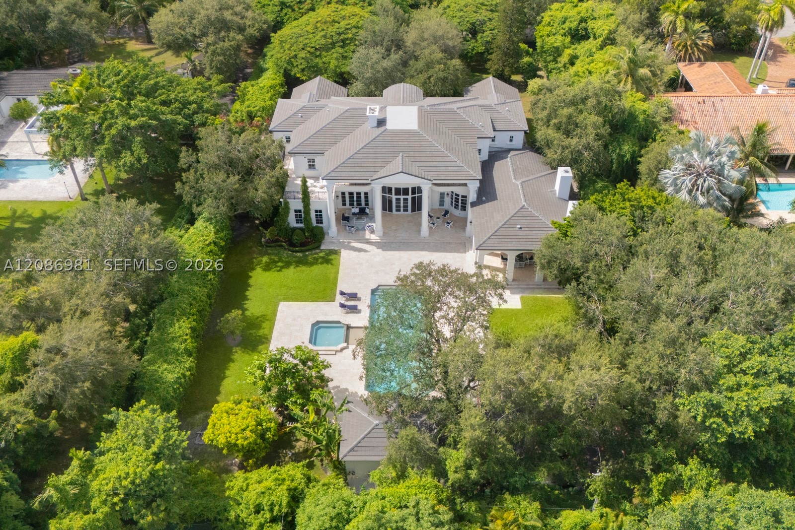 6045 SW 106th St, Pinecrest FL 33156