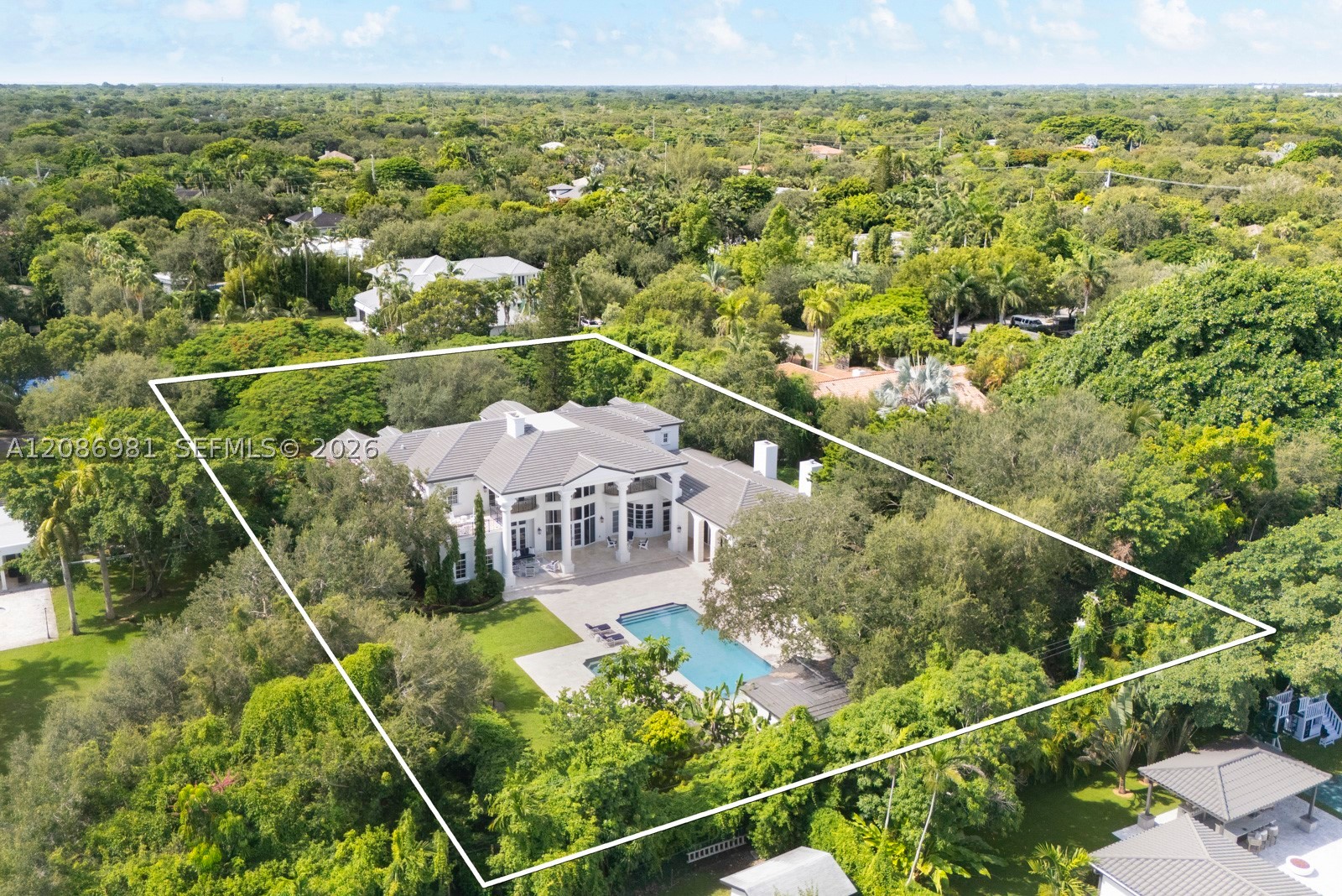 6045 SW 106th St, Pinecrest FL 33156