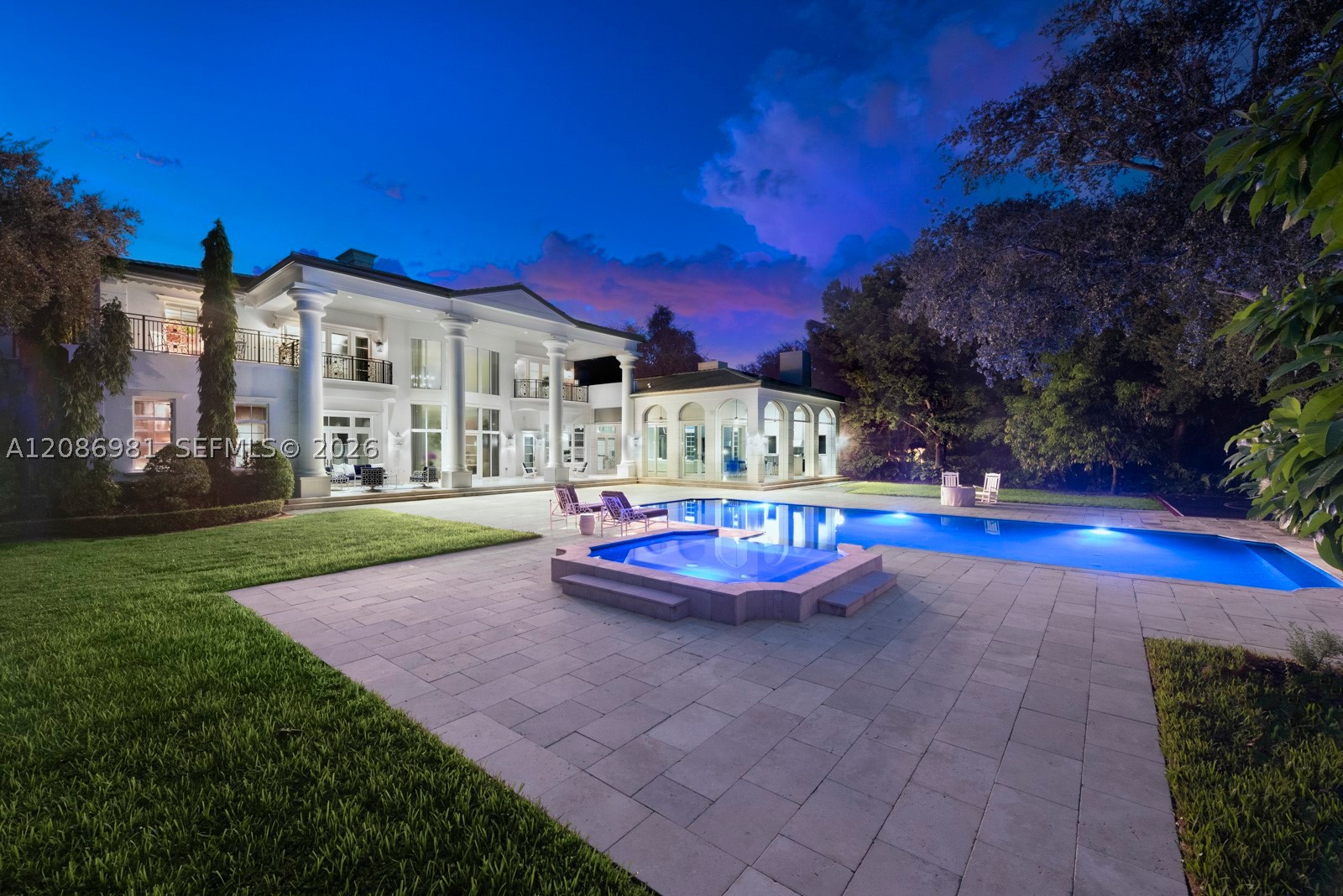 6045 SW 106th St, Pinecrest FL 33156