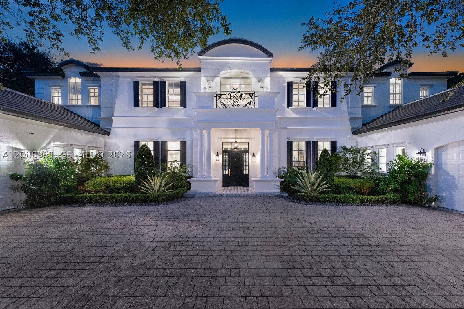 6045 SW 106th St, Pinecrest FL 33156
