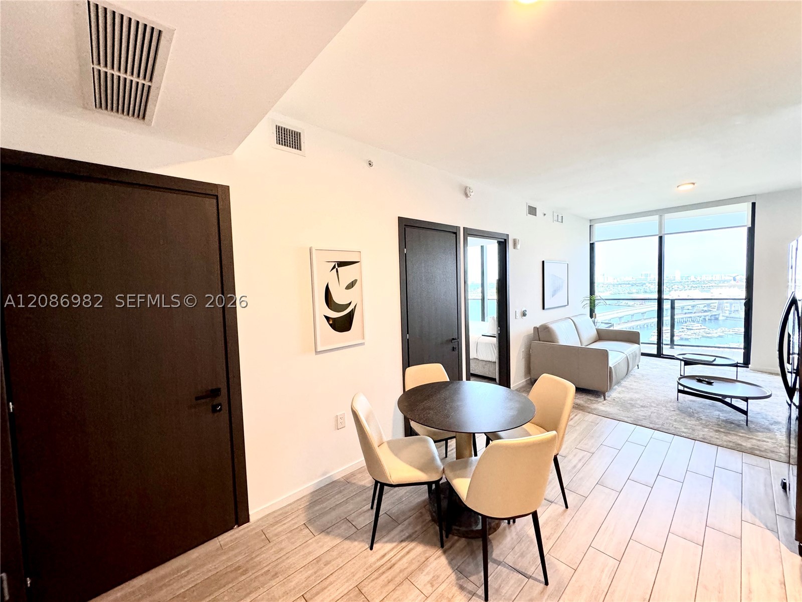398 NE 5th St #1510, Miami FL 33132