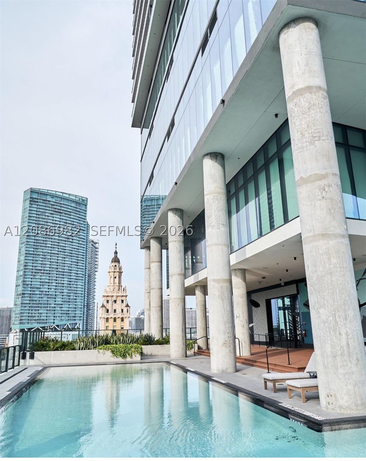 398 NE 5th St #1510, Miami FL 33132