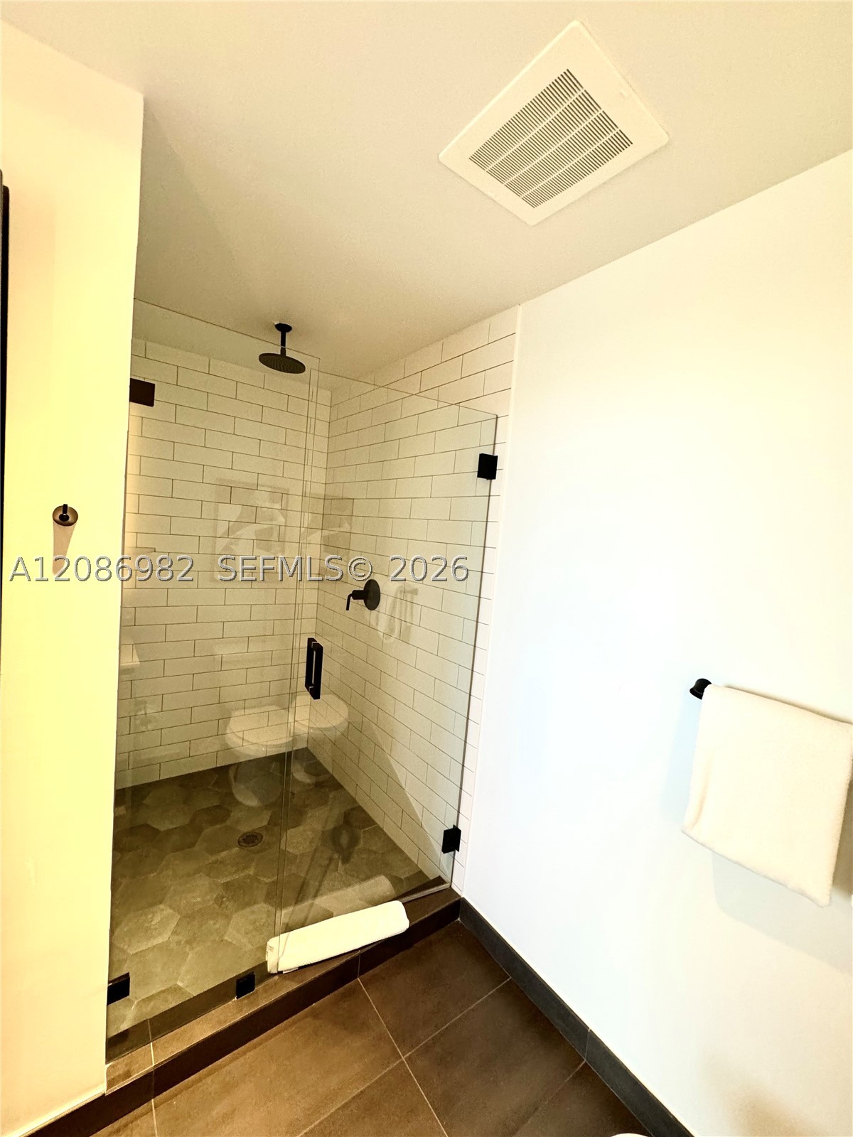 398 NE 5th St #1510, Miami FL 33132