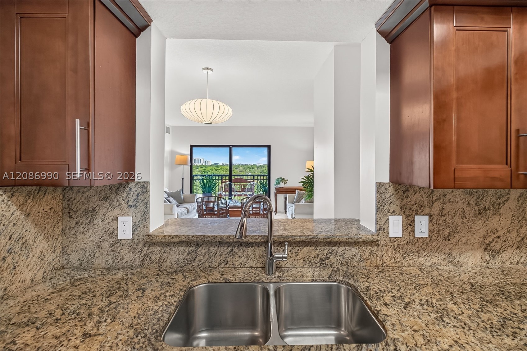 3530 SW 22nd St #805, Miami FL 33145