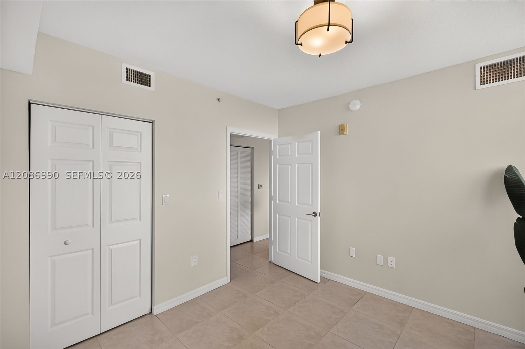 3530 SW 22nd St #805, Miami FL 33145