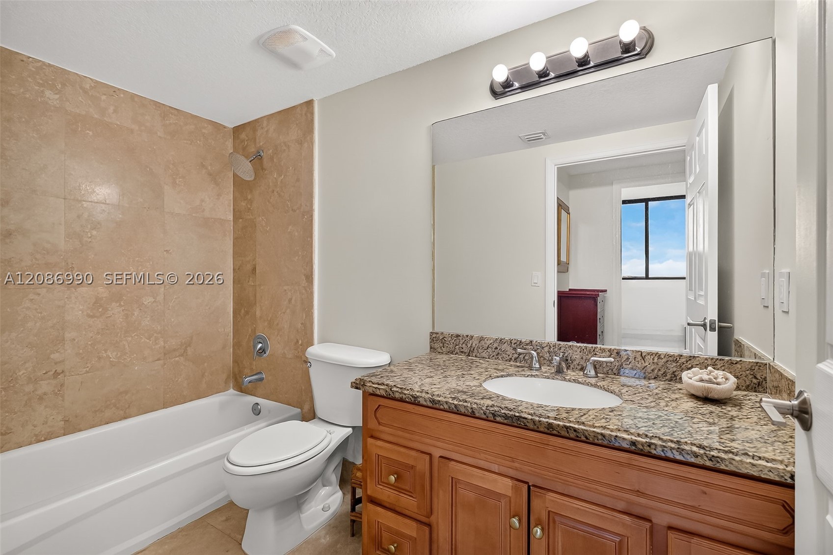 3530 SW 22nd St #805, Miami FL 33145