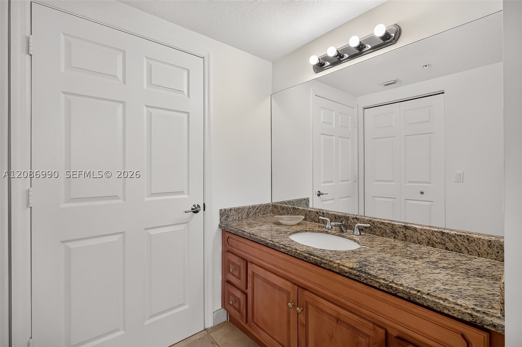 3530 SW 22nd St #805, Miami FL 33145