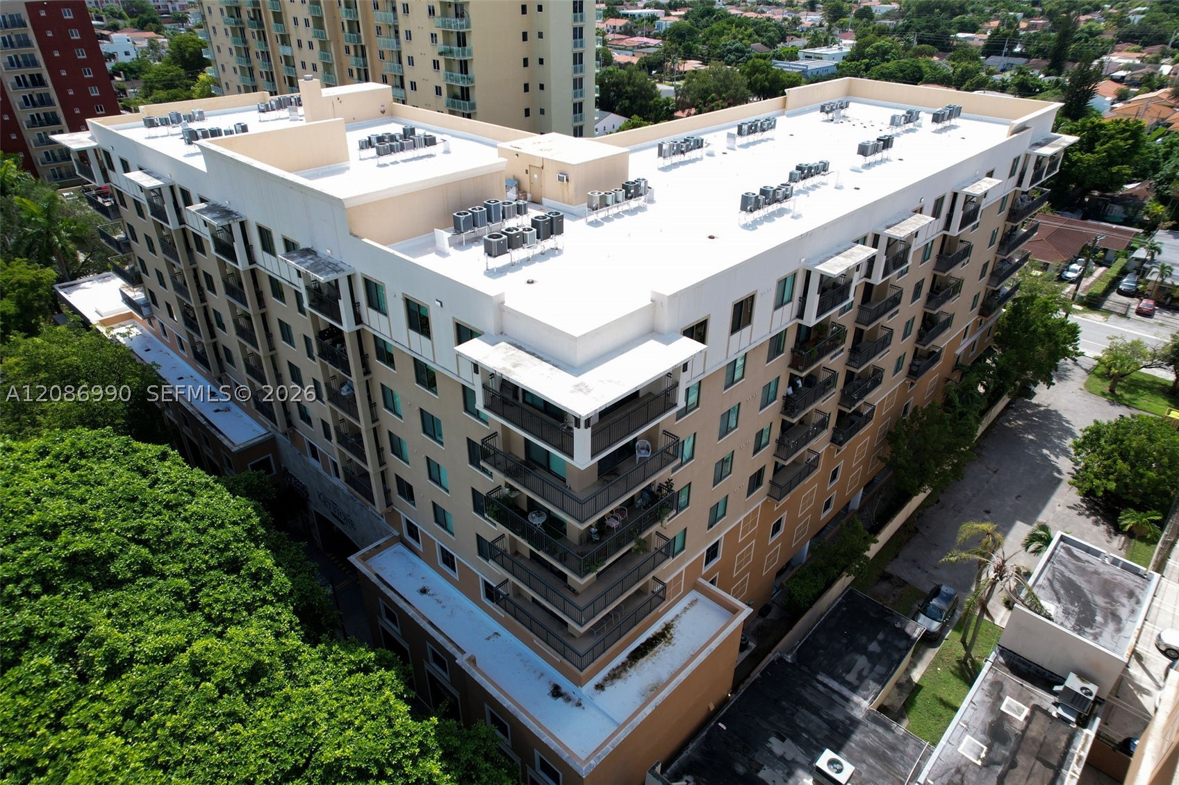 3530 SW 22nd St #805, Miami FL 33145
