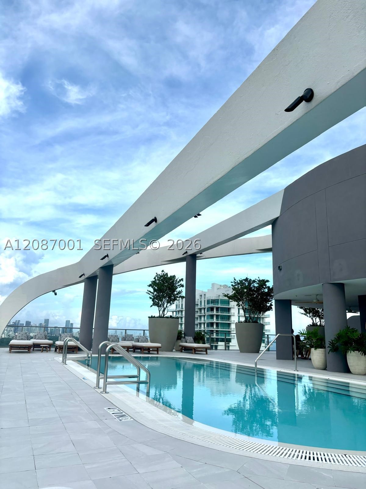 2678 Tigertail Ave #502, Miami FL 33133