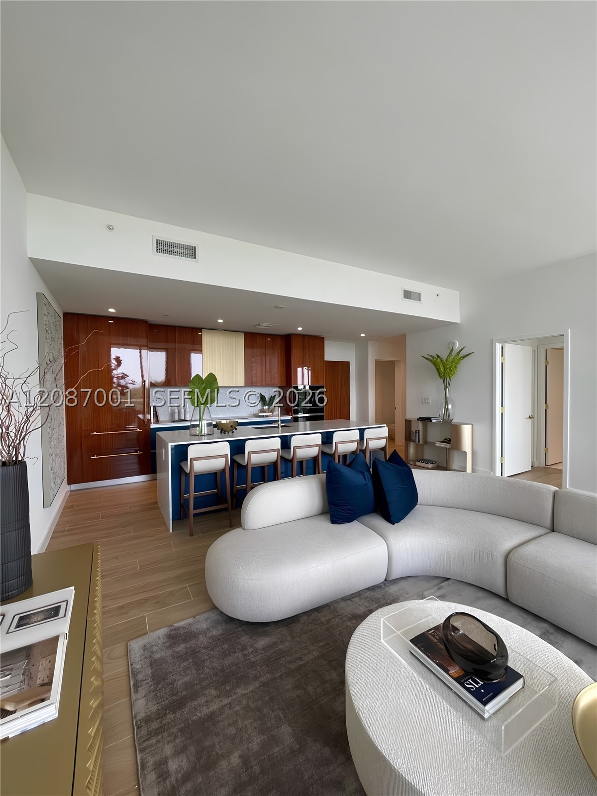 2678 Tigertail Ave #502, Miami FL 33133