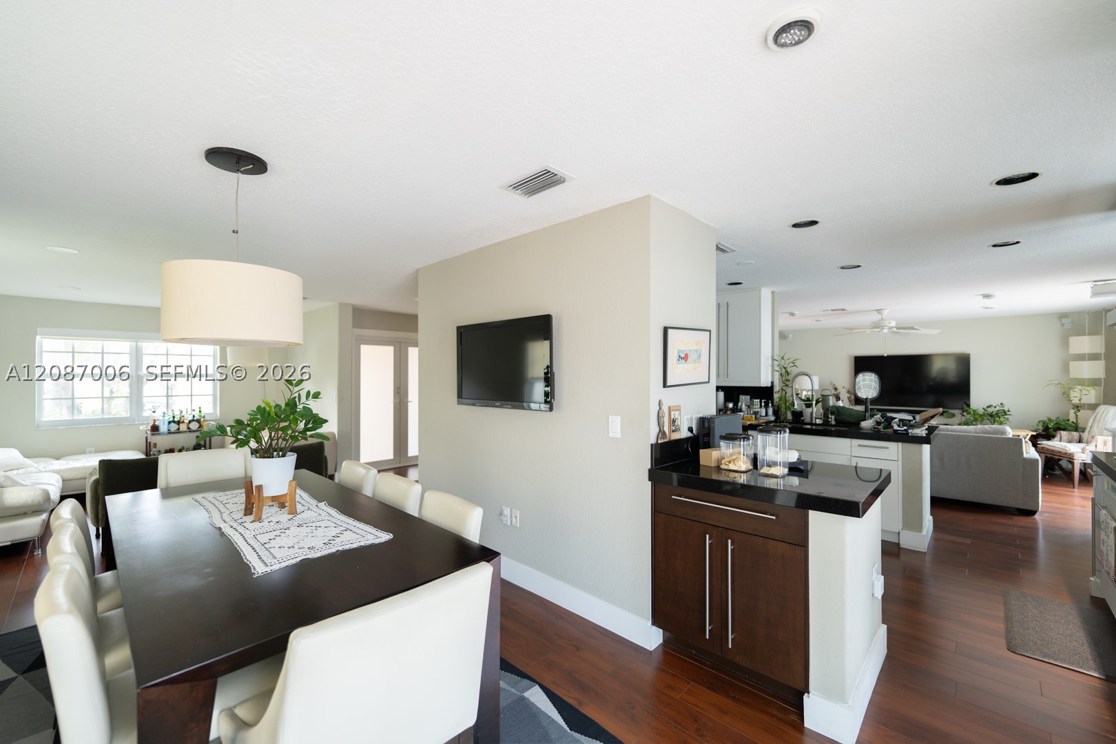 13832 NW 22nd St, Sunrise FL 33323