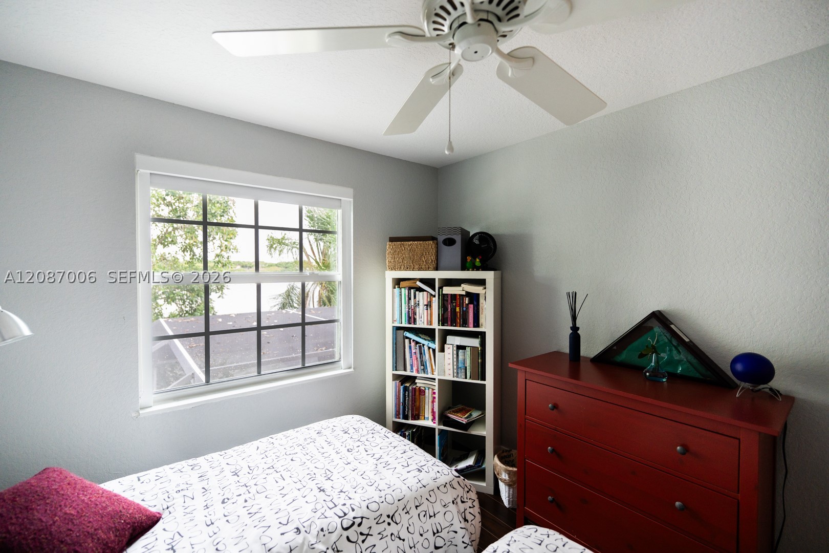 13832 NW 22nd St, Sunrise FL 33323