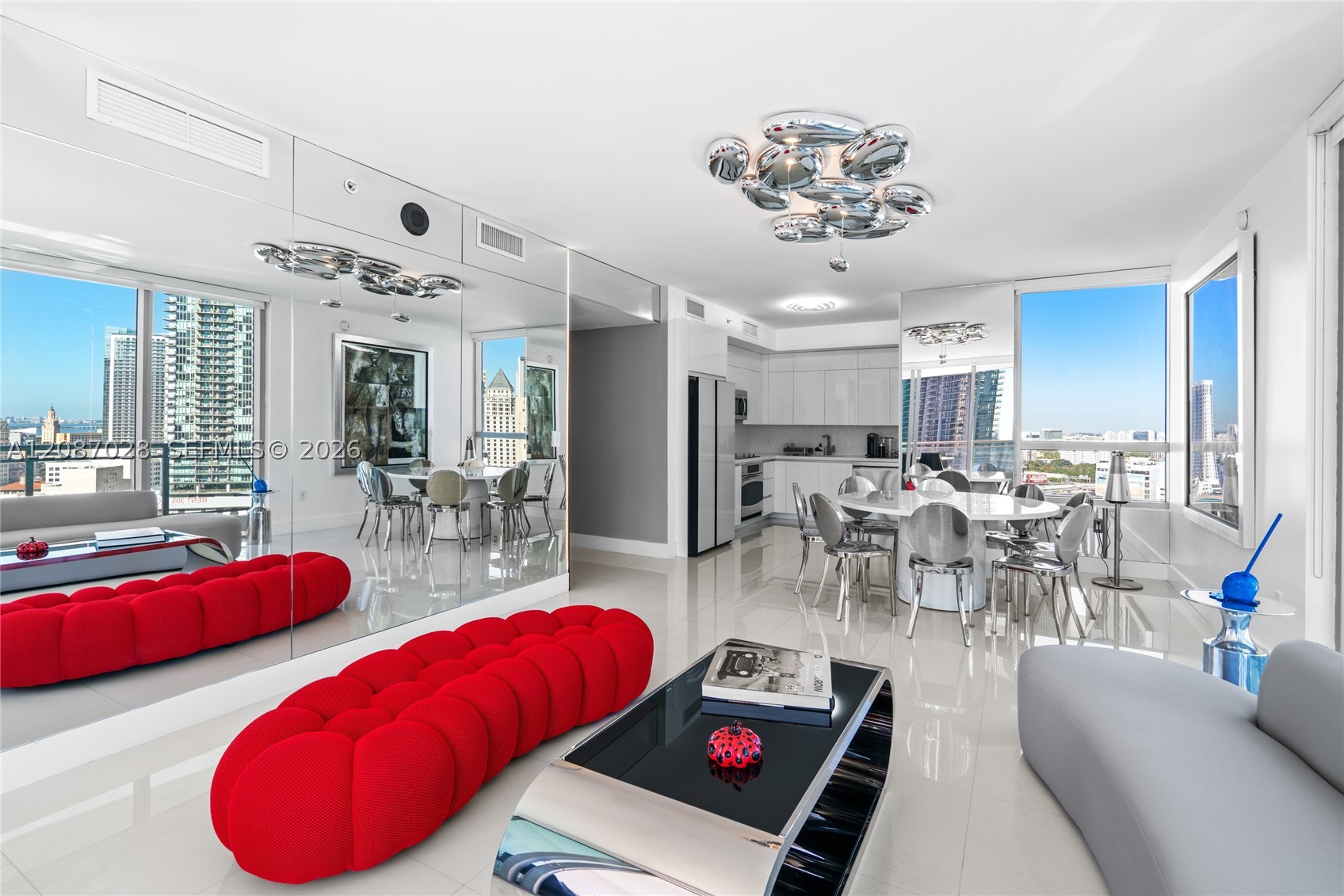 90 SW 3rd St #2204, Miami FL 33130