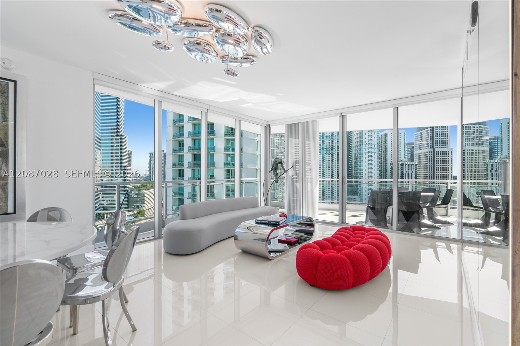 90 SW 3rd St #2204, Miami FL 33130