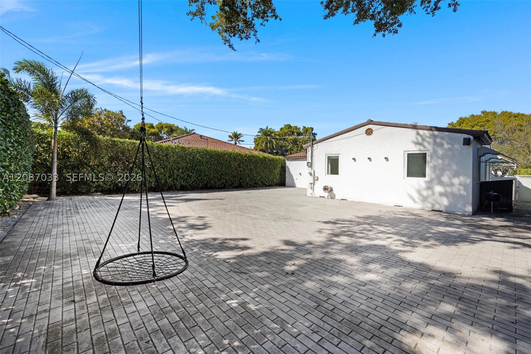 6476 SW 10th Ter, West Miami FL 33144