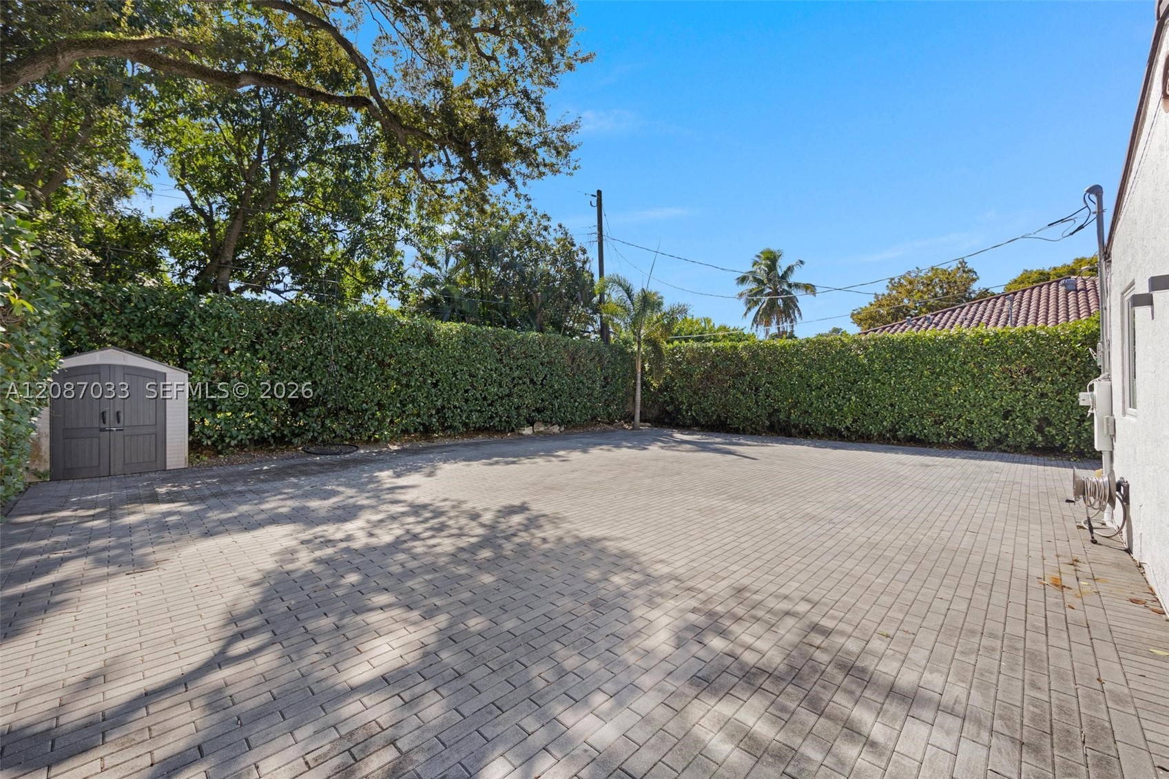 6476 SW 10th Ter, West Miami FL 33144