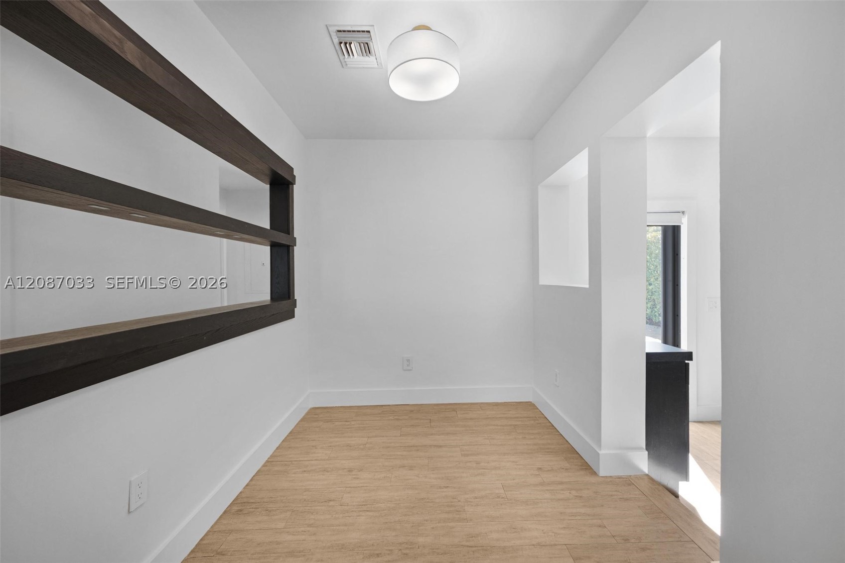6476 SW 10th Ter, West Miami FL 33144