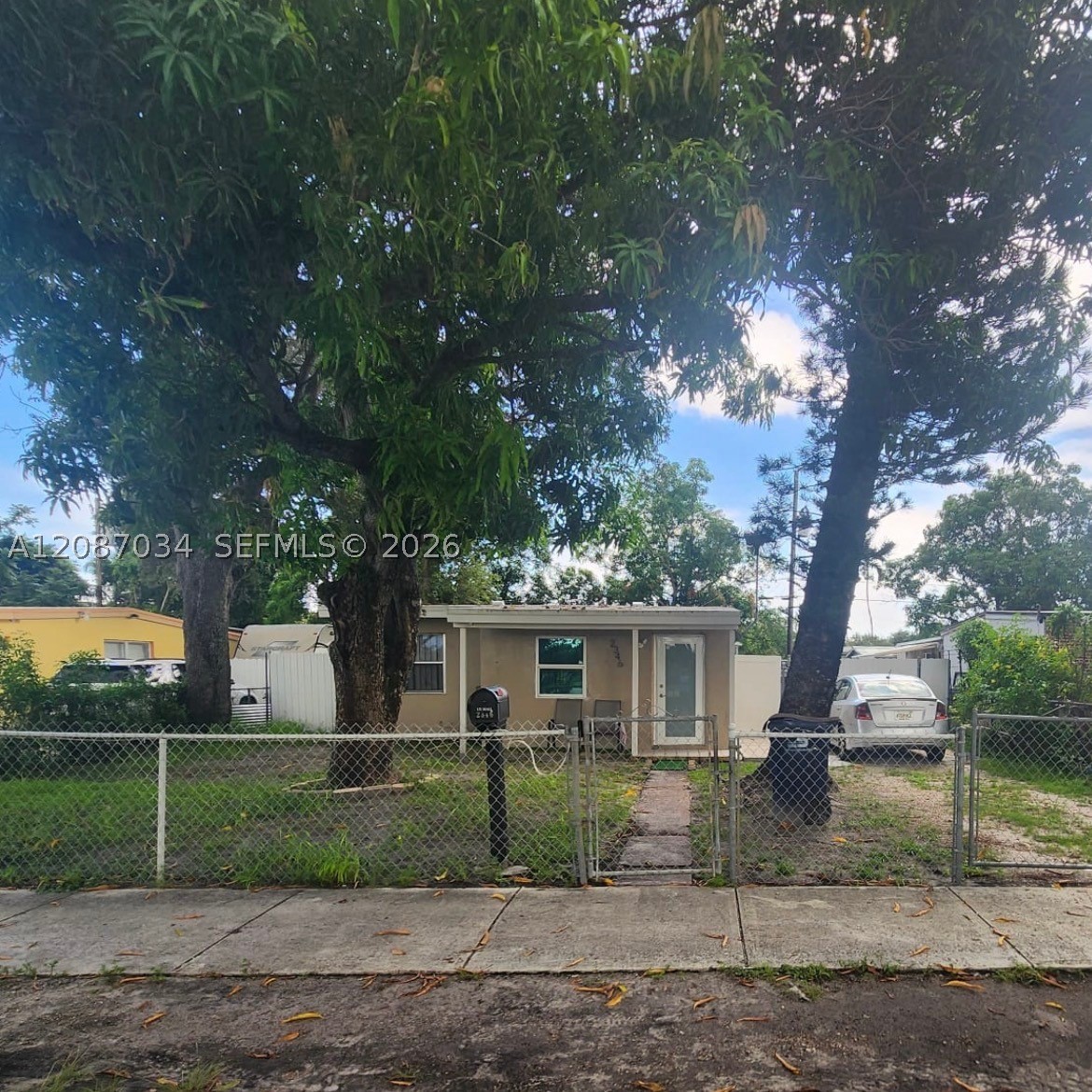 Opa Locka FL 33054 - A12087034