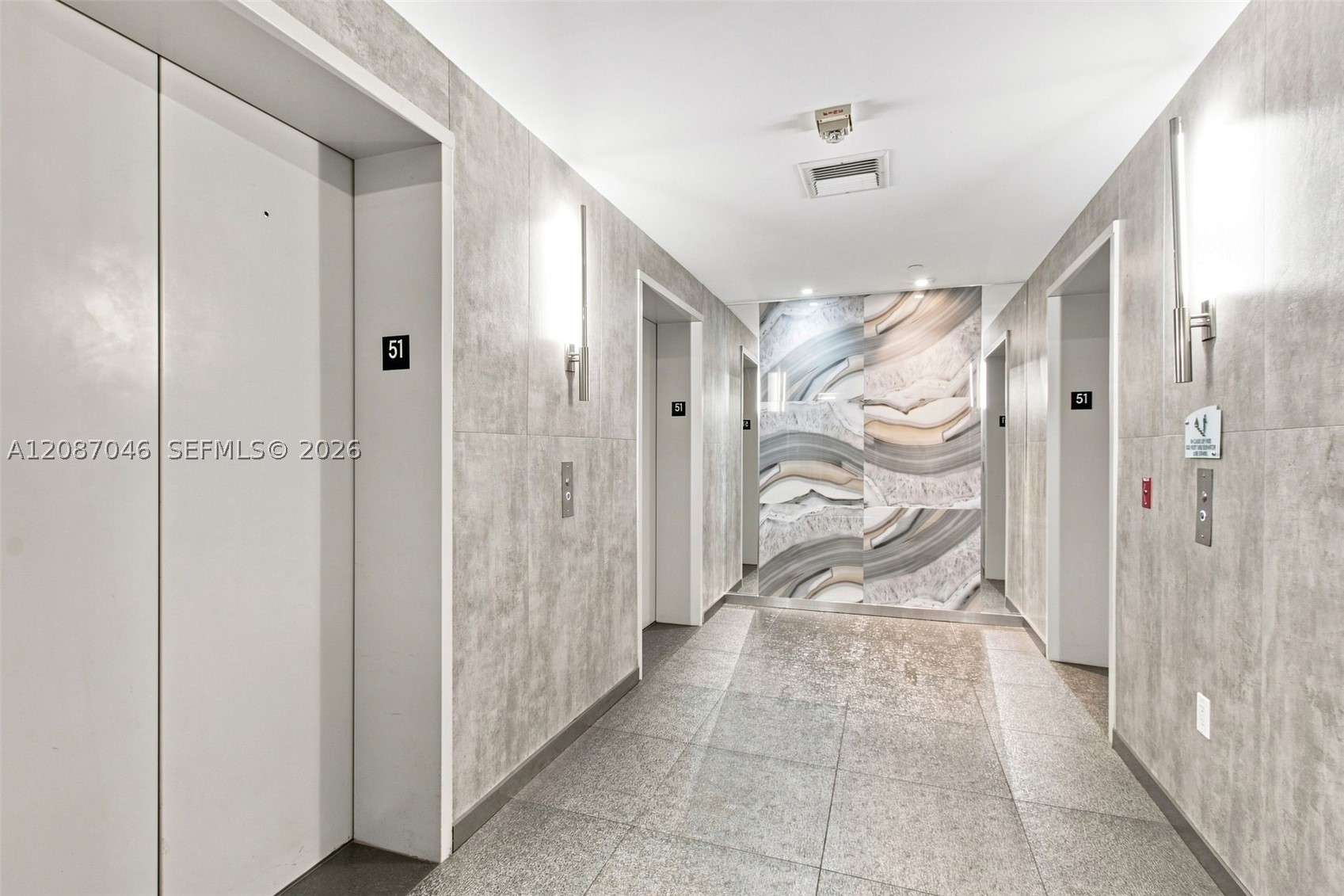 92 SW 3rd St #5106, Miami FL 33130