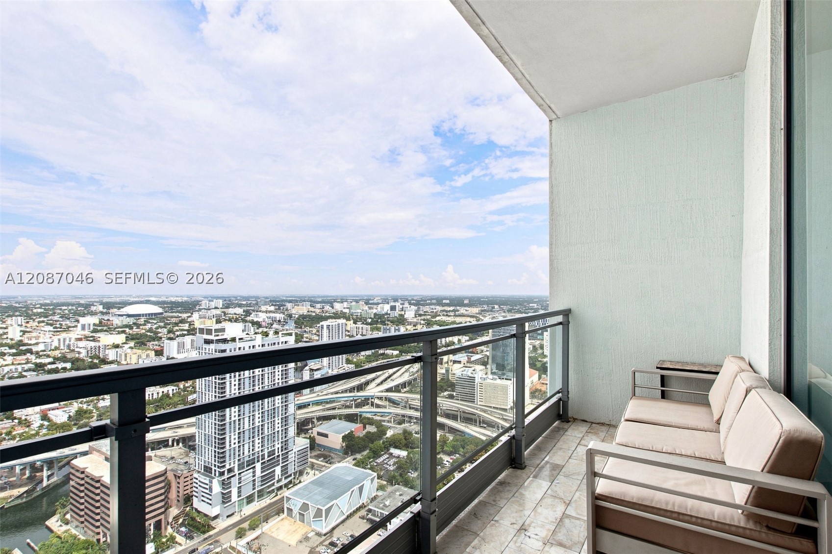 92 SW 3rd St #5106, Miami FL 33130