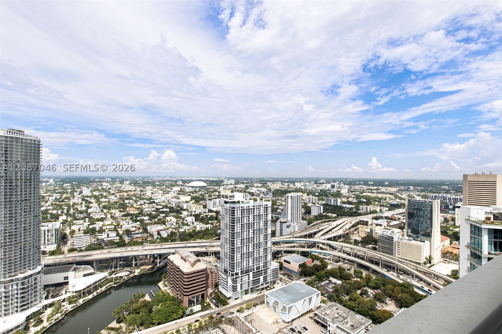 92 SW 3rd St #5106, Miami FL 33130