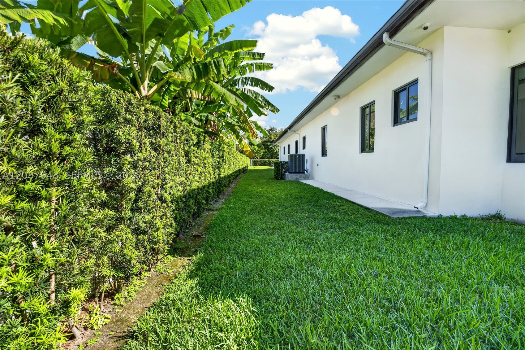 11681 SW 93rd St, Miami FL 33176