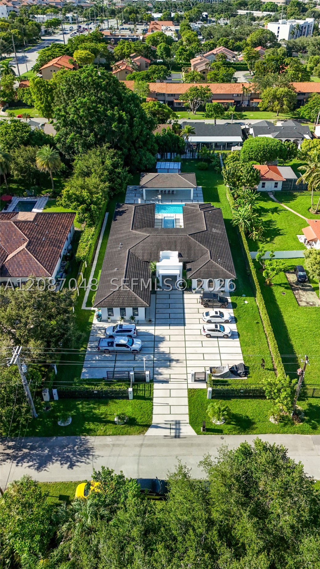 11681 SW 93rd St, Miami FL 33176