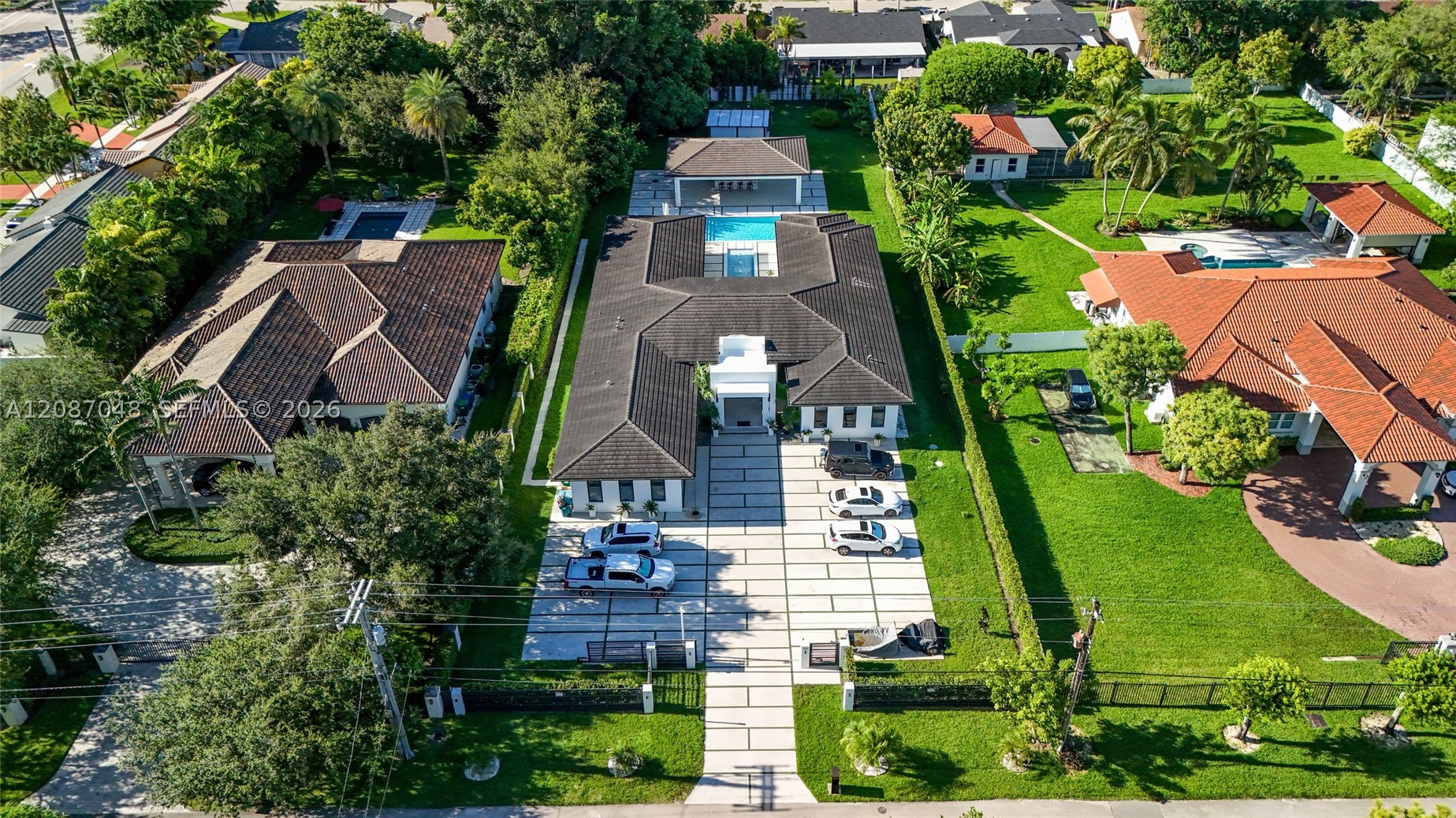 11681 SW 93rd St, Miami FL 33176