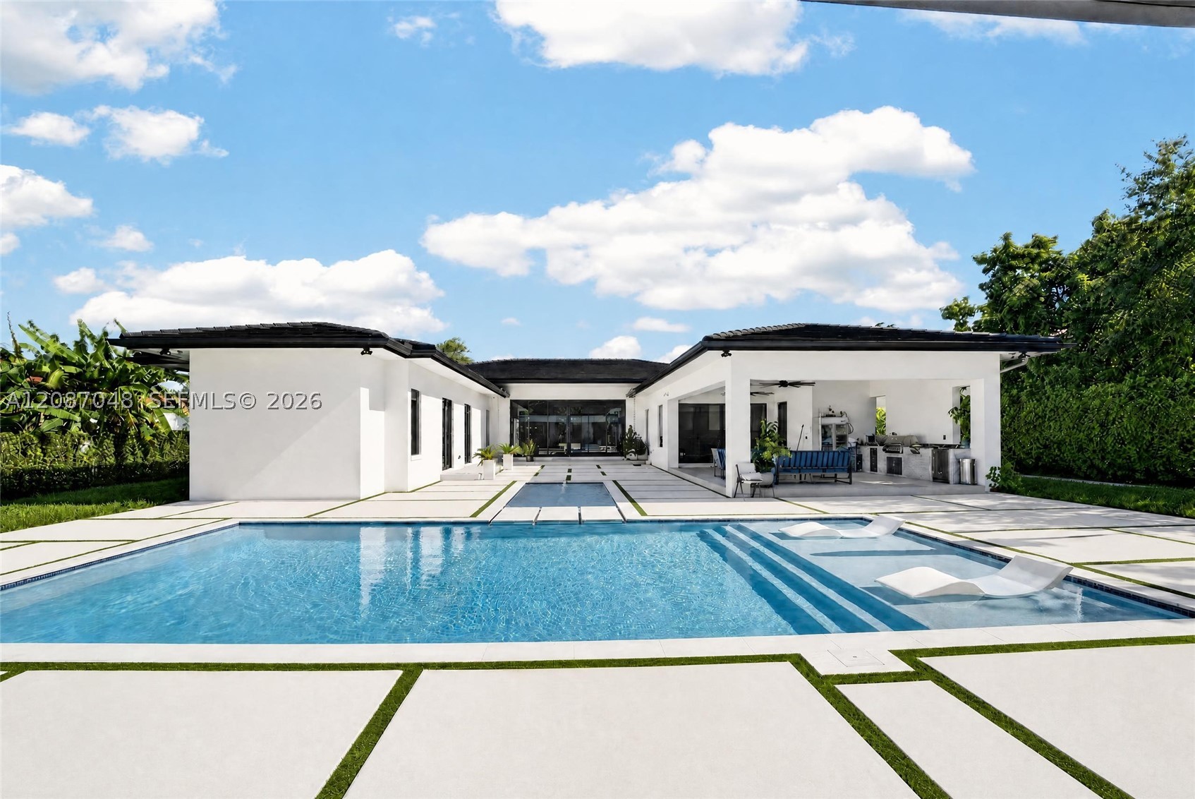 11681 SW 93rd St, Miami FL 33176