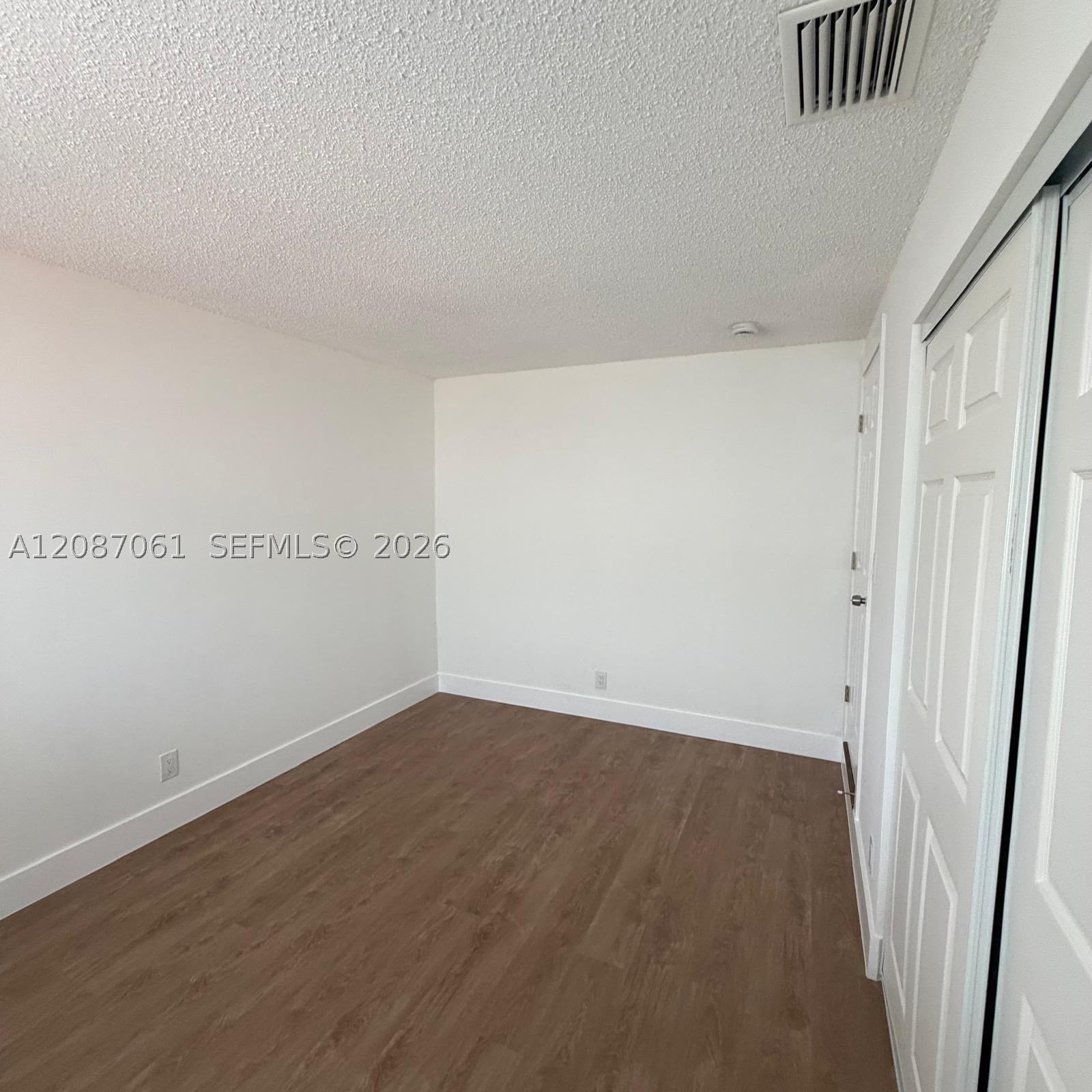 3932 NW 39th Ave, Lauderdale Lakes FL 33309