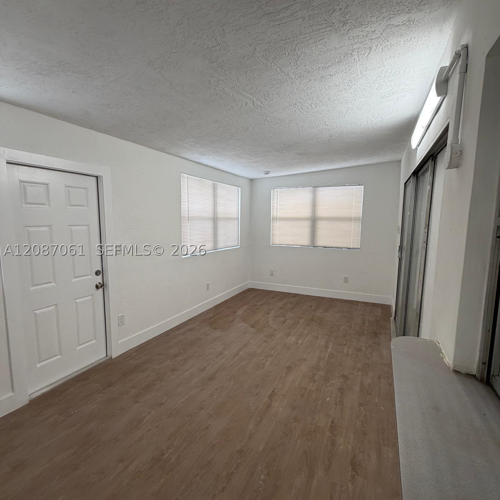 3932 NW 39th Ave, Lauderdale Lakes FL 33309