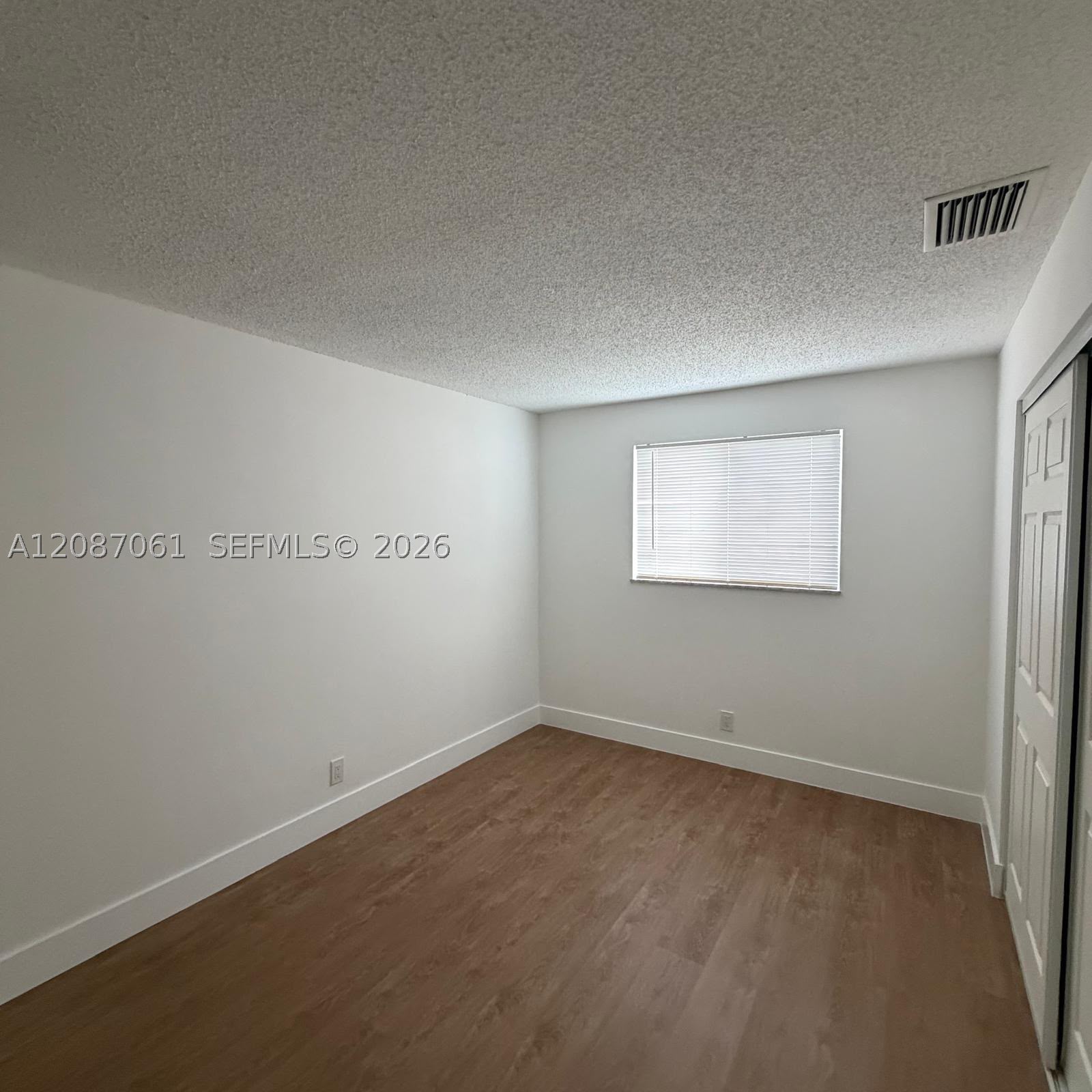 3932 NW 39th Ave, Lauderdale Lakes FL 33309