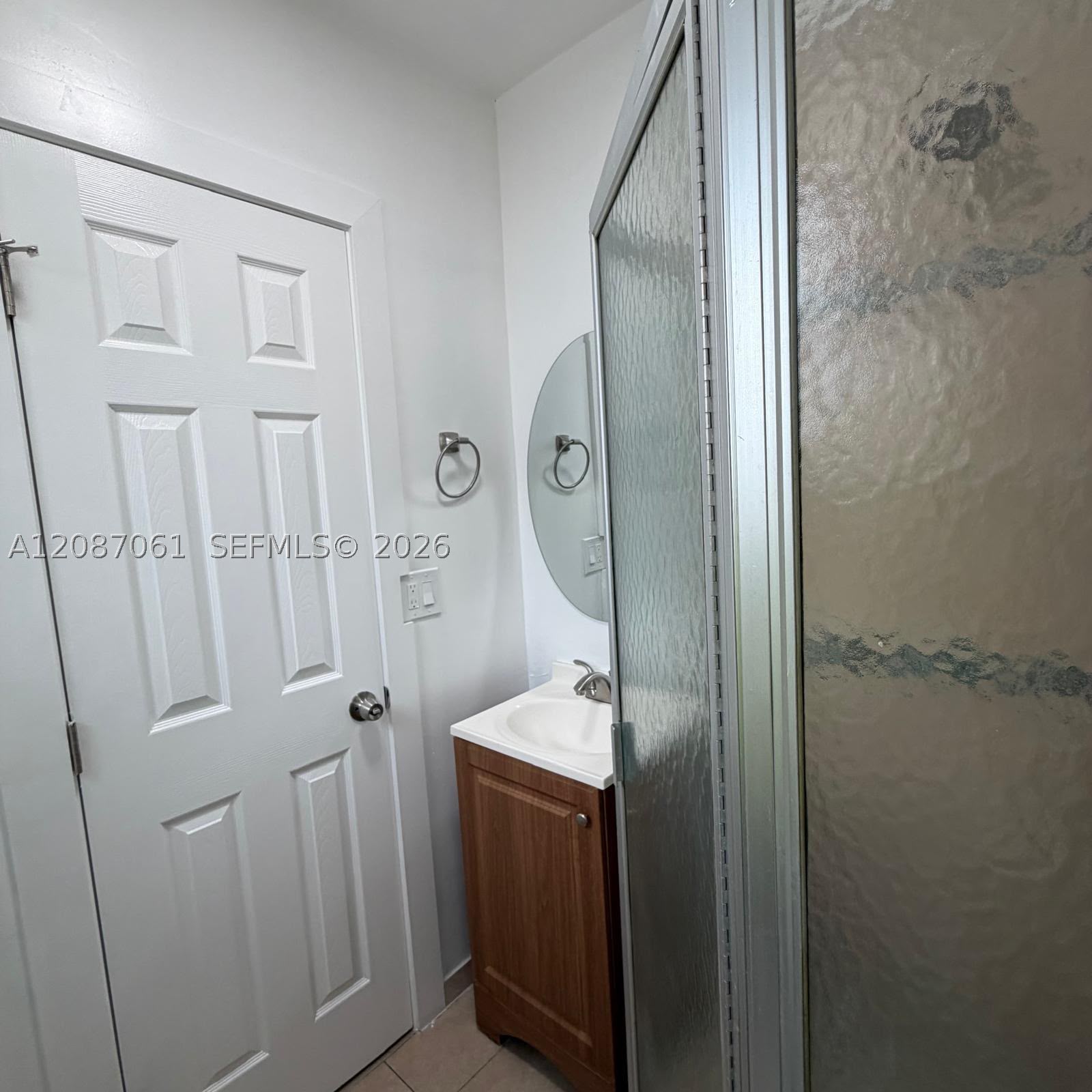 3932 NW 39th Ave, Lauderdale Lakes FL 33309