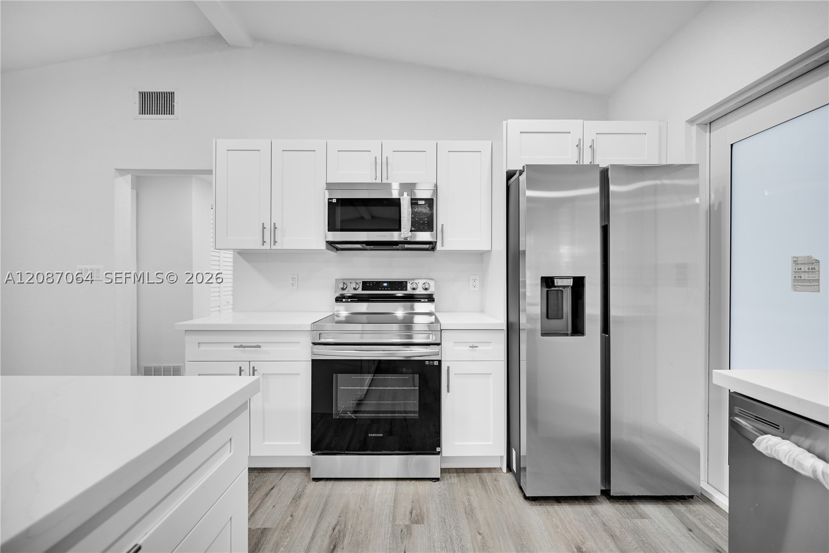 1018 NE 7th St, Hallandale Beach FL 33009