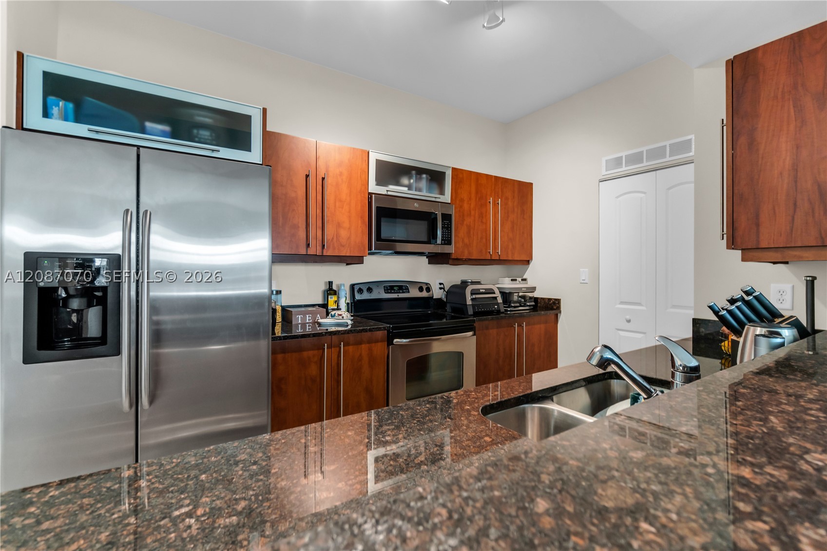 7350 SW 89th St #312S, Miami FL 33156