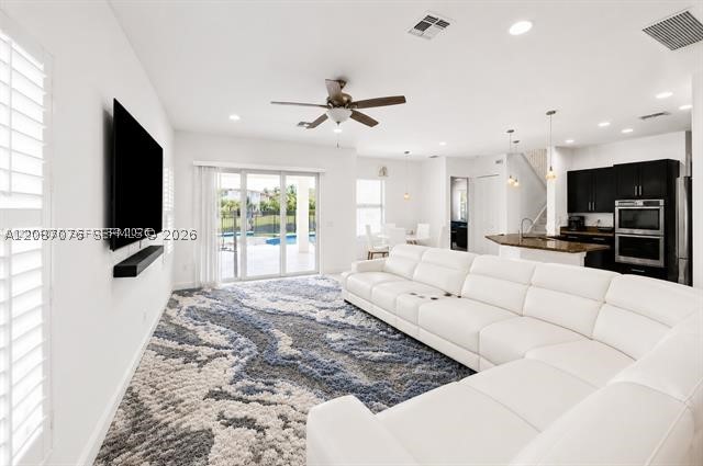 4587 San Mellina Dr, Coconut Creek FL 33073