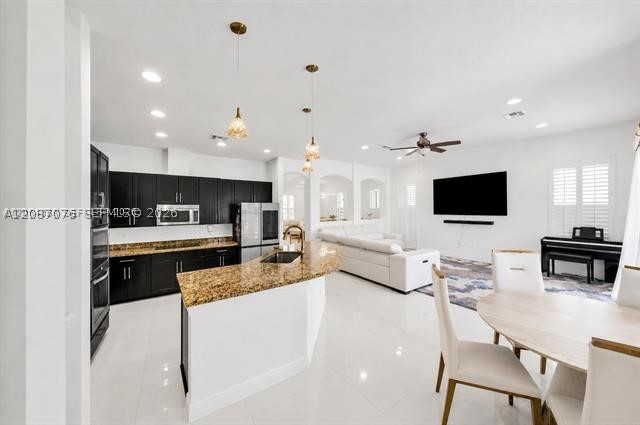 4587 San Mellina Dr, Coconut Creek FL 33073