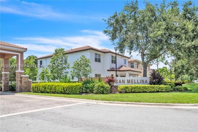 4587 San Mellina Dr, Coconut Creek FL 33073