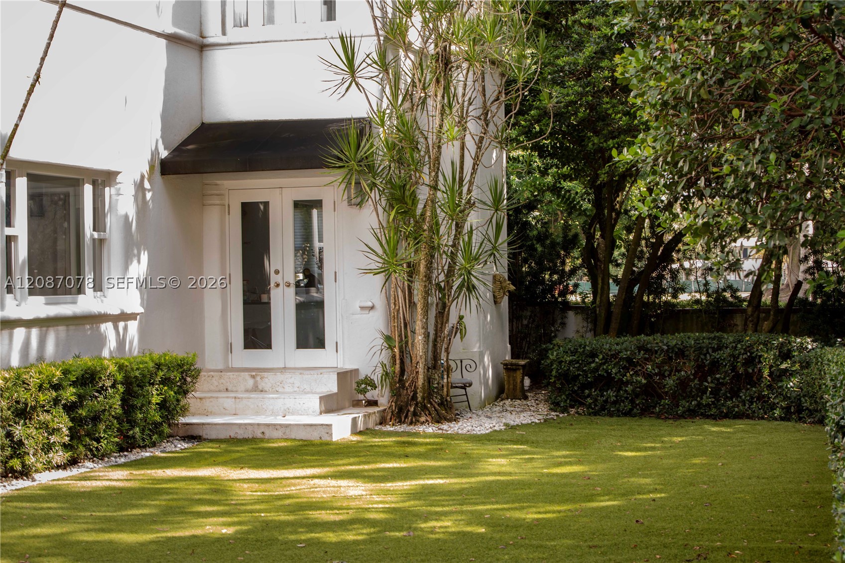 1261 N Greenway Dr, Coral Gables FL 33134