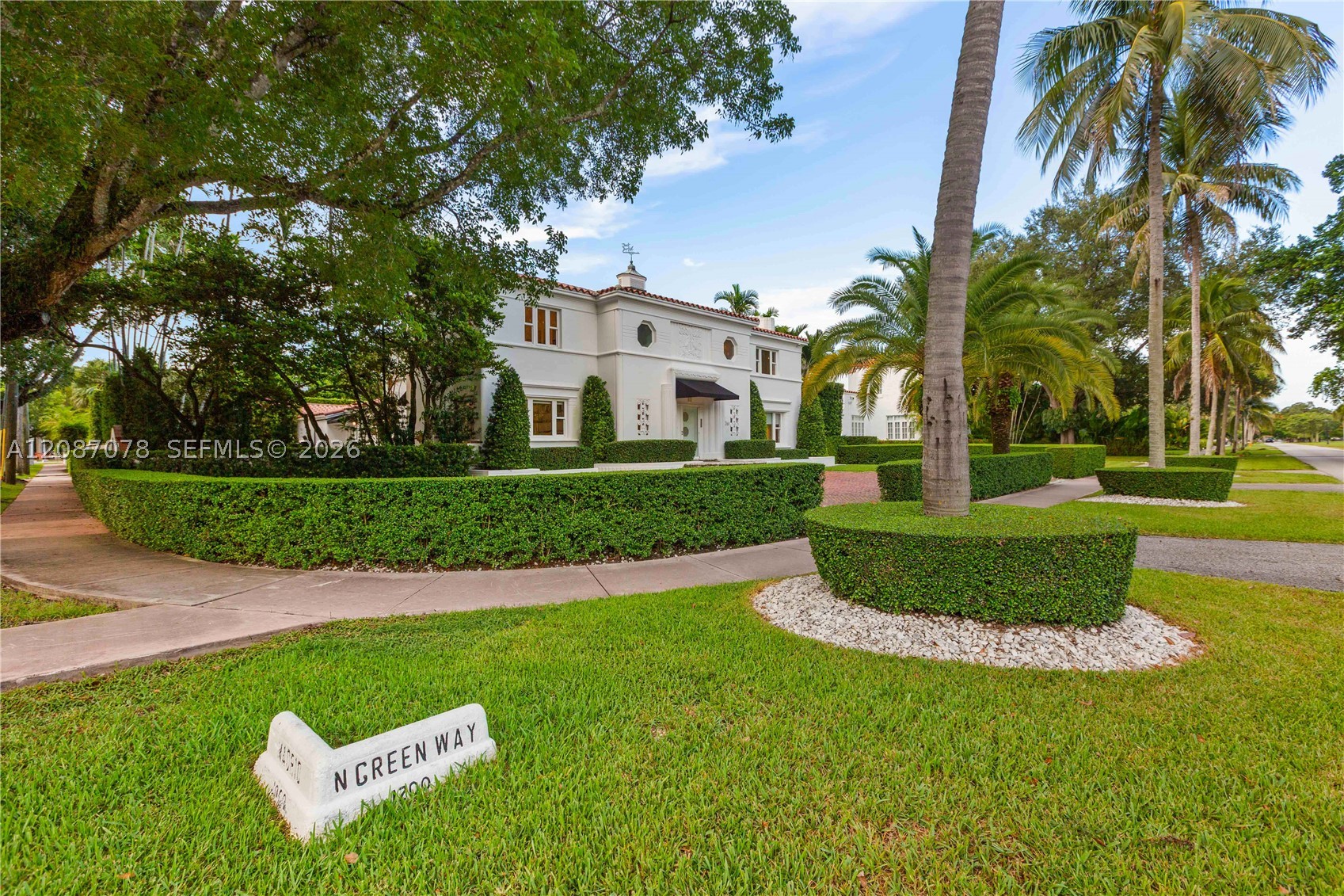 1261 N Greenway Dr, Coral Gables FL 33134