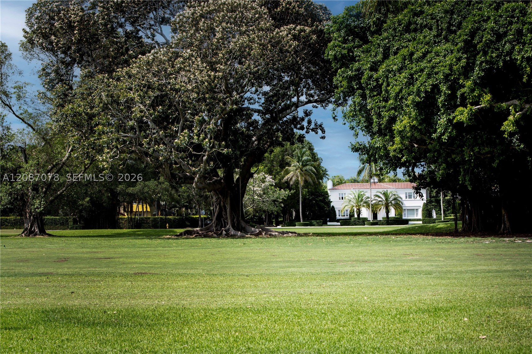 1261 N Greenway Dr, Coral Gables FL 33134