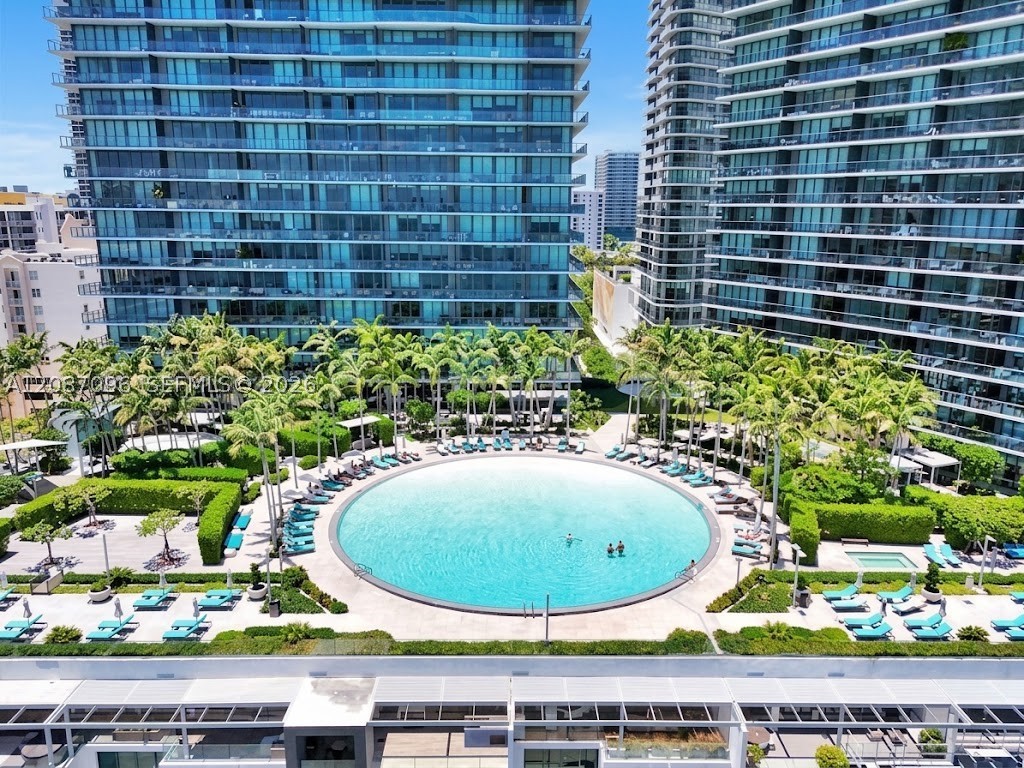 650 NE 32nd St #4705, Miami FL 33137