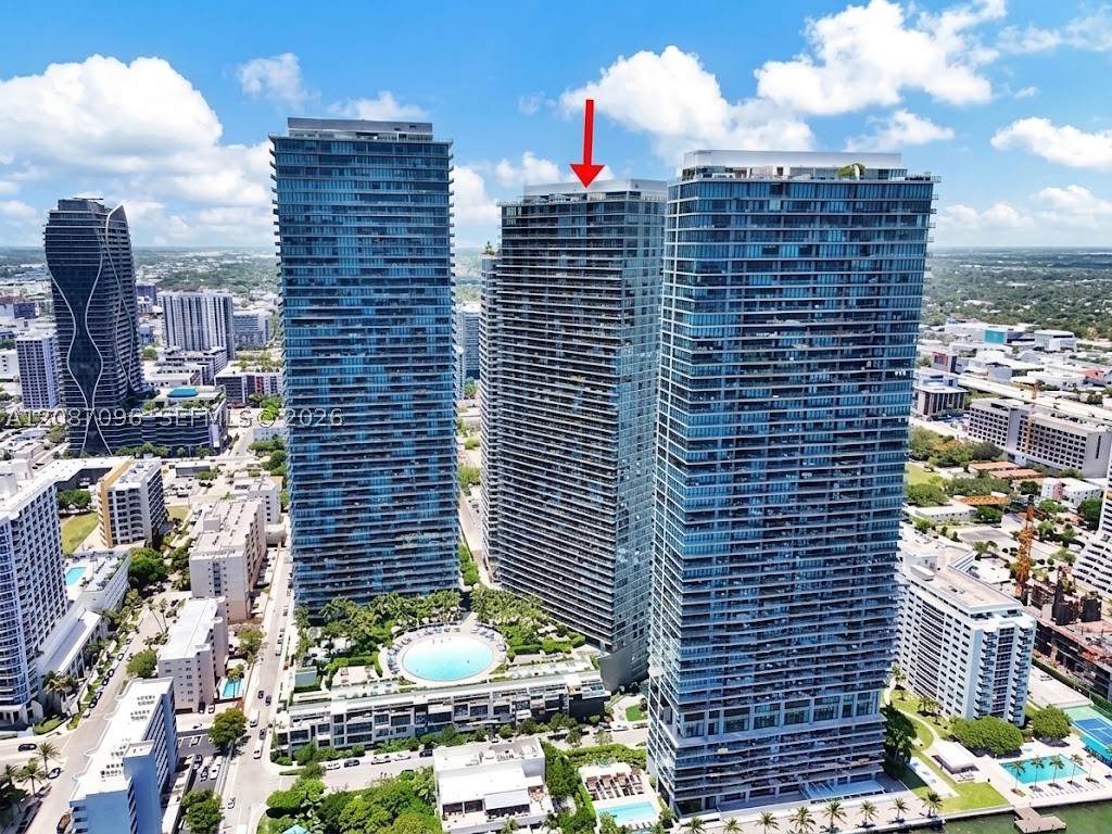 650 NE 32nd St #4705, Miami FL 33137