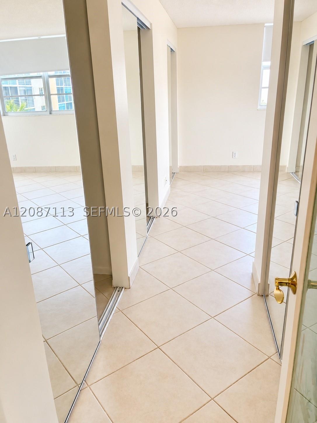 441 SE 3rd St #408, Dania Beach FL 33004
