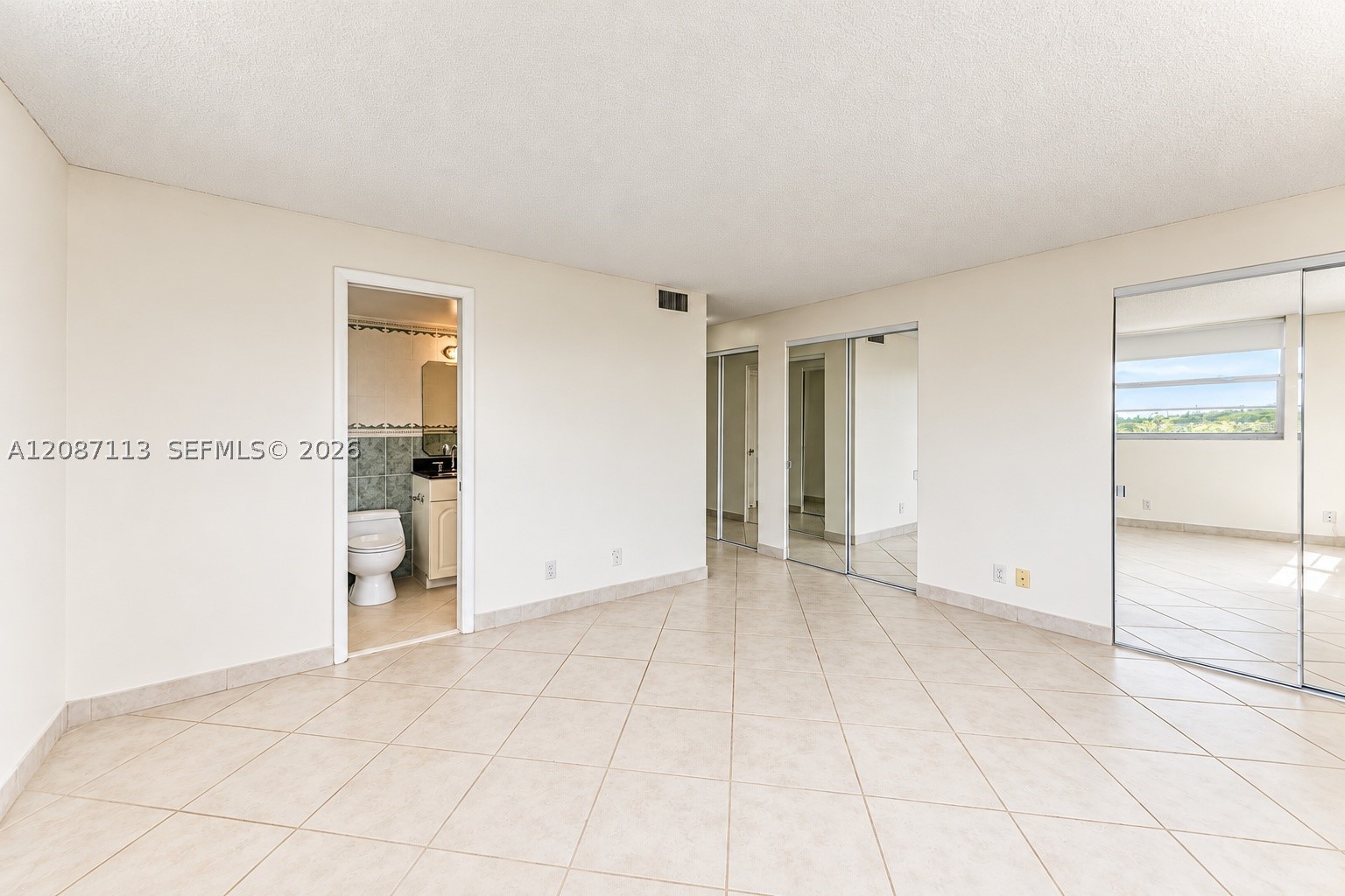 441 SE 3rd St #408, Dania Beach FL 33004