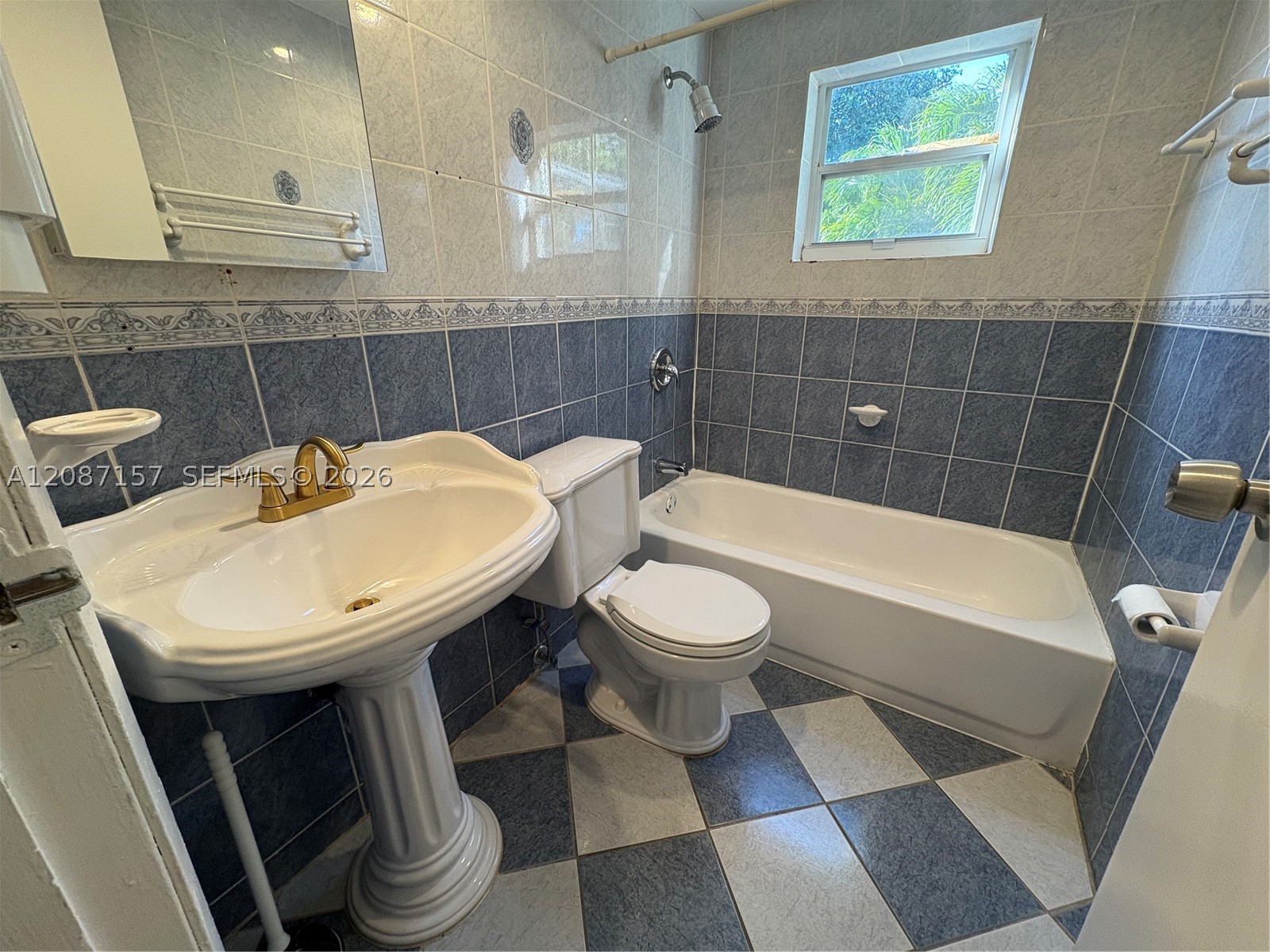 633 S Royal Poinciana Blvd #B218, Miami Springs FL 33166