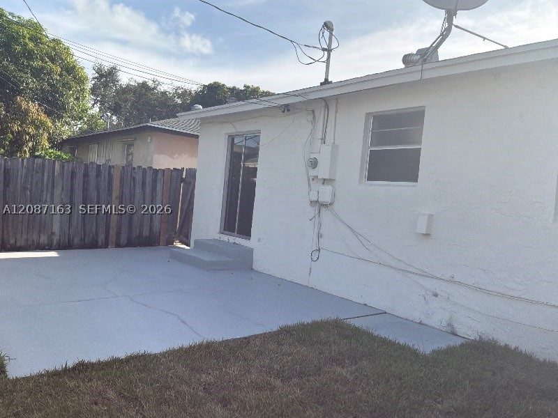 617 S A St, Lake Clarke Shores FL 33460