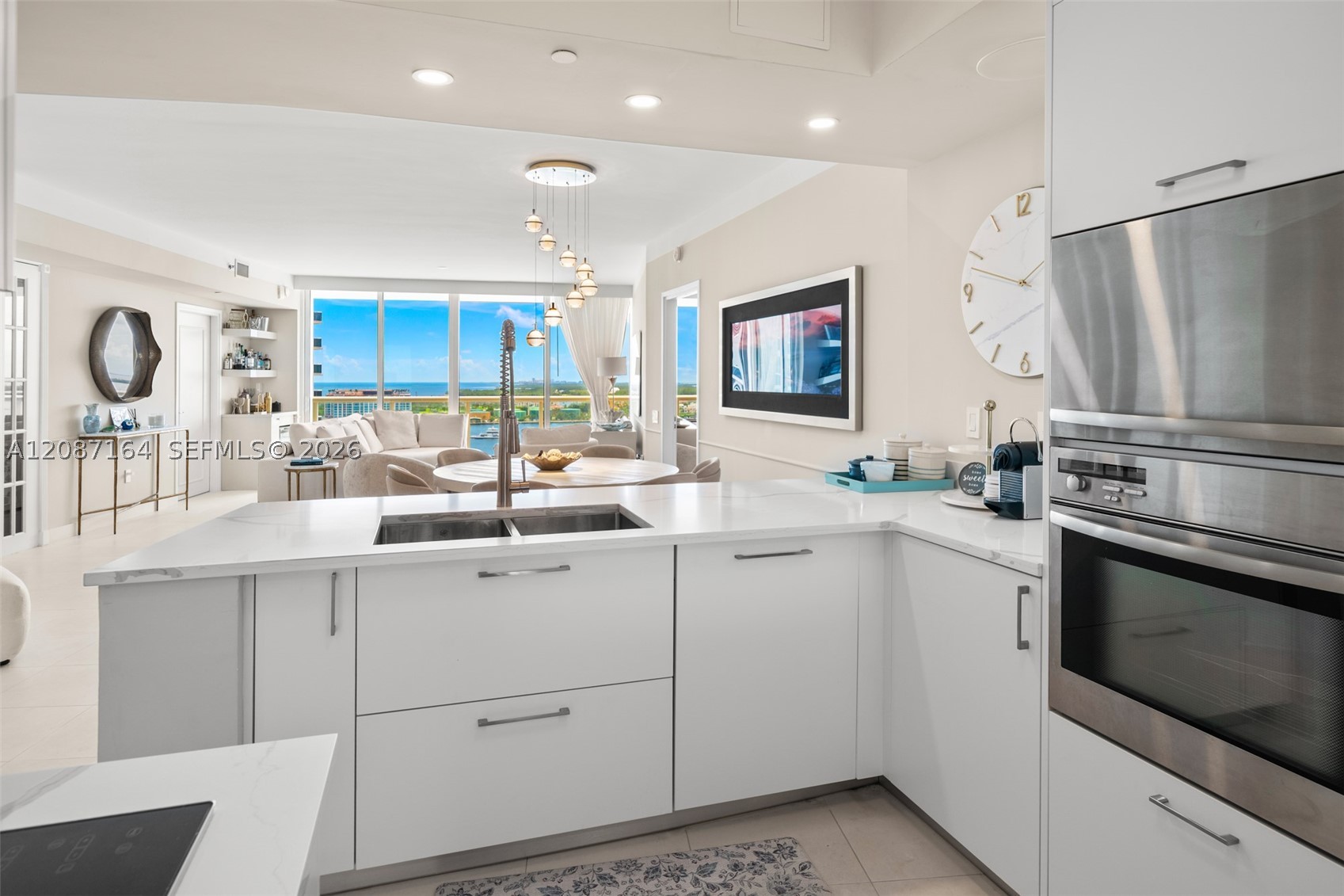 450 Alton Rd #2105, Miami Beach FL 33139